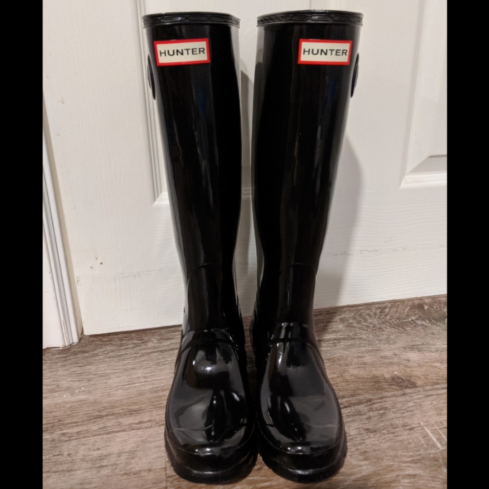 Black Hunter rainboot (Like new condition)